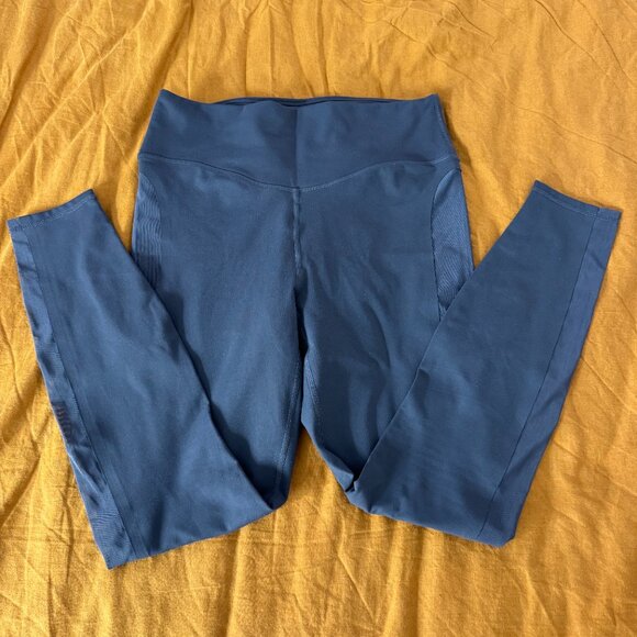 Fabletics Sports Bra & Legging set Size L - Picture 5 of 5